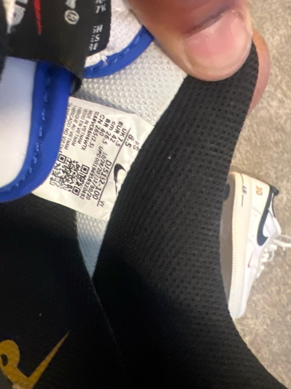 Nike White and Blue Low-Top Sneakers
